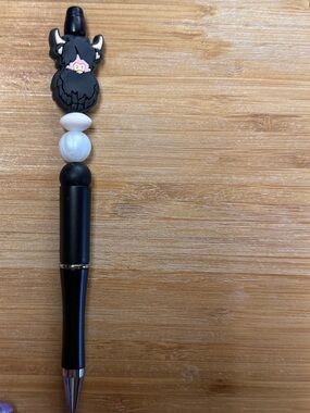 Black Highland Cow Pen